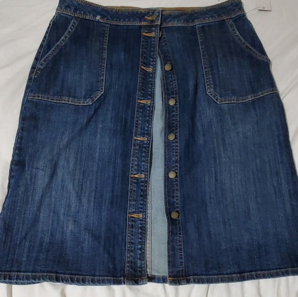 Liz Claiborne Dresses & Skirts - Denim skirt
